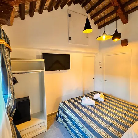 Piccolo Paradiso * البندقية