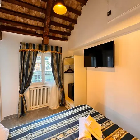 Piccolo Paradiso بيت ضيافة *